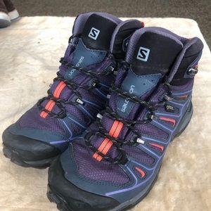 Ladies Mid top lace up athletic/hiking  shoes